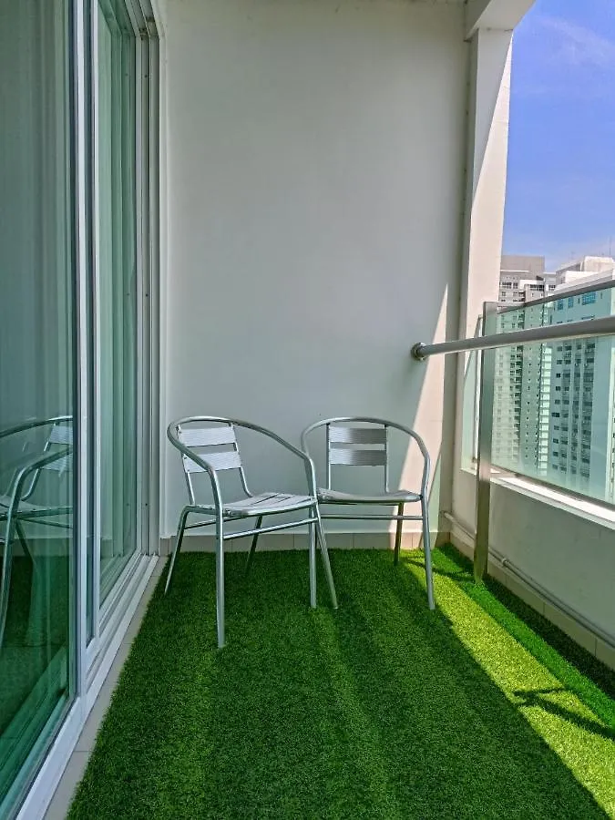Apartment Mansion One 3 Bedroom Seaview Gurney Georgetown 1-13Pax