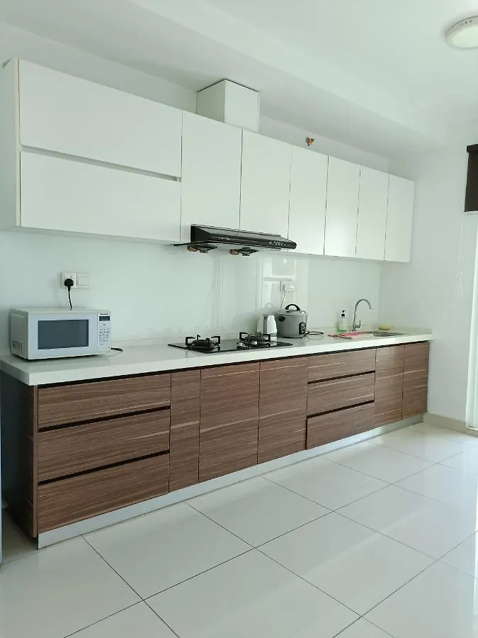 Mansion One 3 Bedroom Seaview Gurney Georgetown 1-13Pax Malaysia