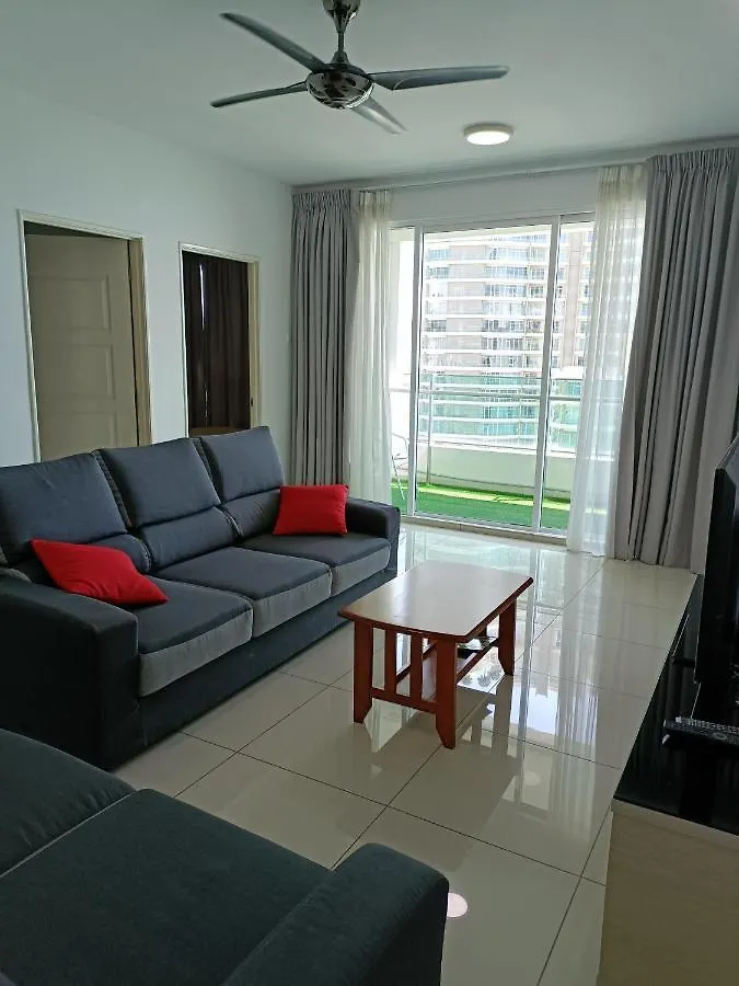 Mansion One 3 Bedroom Seaview Gurney Georgetown 1-13Pax 0*, George Town